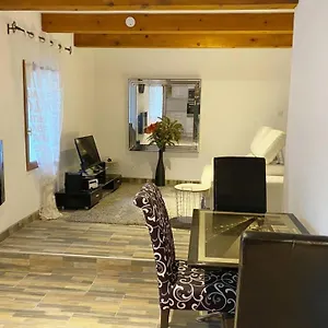 Calme Dans Maison De Village 60m2 Super Confort , Digne-les-Bains France